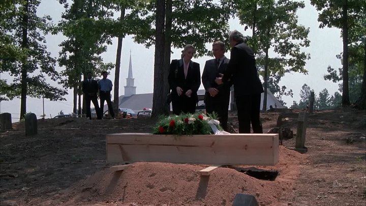 ⁣In the Heat of The Night [S04E08] Homecoming