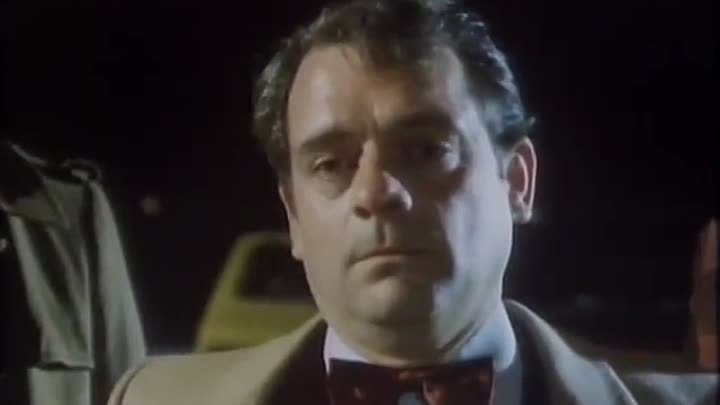 ⁣OFAH [S01E03] Cash And Curry (1981) [DVDRip]