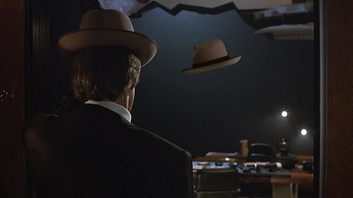 ⁣Memoirs Of An Invisible Man (1992) (720p)🌻 Movies