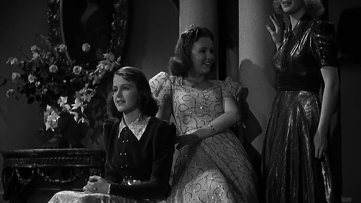 ⁣Three Smart Girls Grow Up (1939) (1080p)🌻 Movies