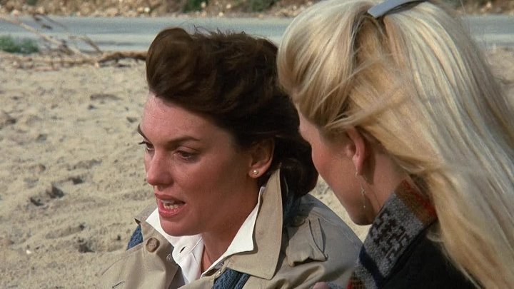 ⁣Cagney & Lacey S02E17 Burn Out