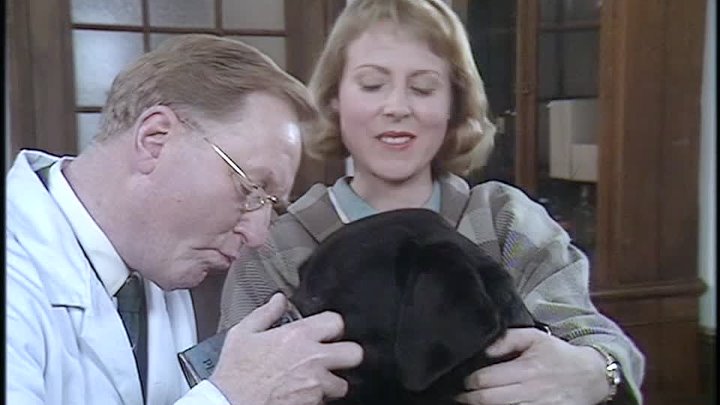 ⁣All Creatures Great and Small S04E05 - Hail Caesar!