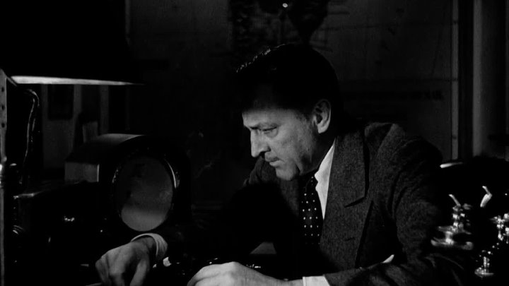 ⁣Night Flight (1933) (1080p)🌻 Black & White Films