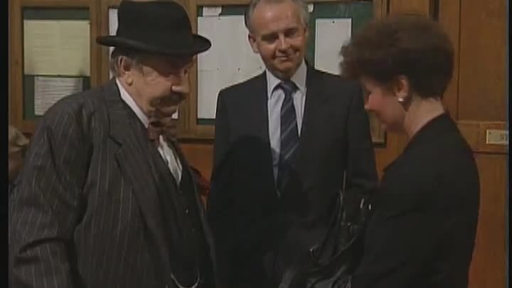 ⁣Rumpole of the Bailey (1992) Rumpole and the Family Pride [S7E5]