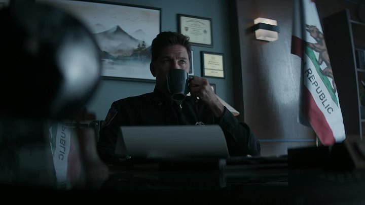 ⁣Fire Country S04E10 720p x264-FENiX