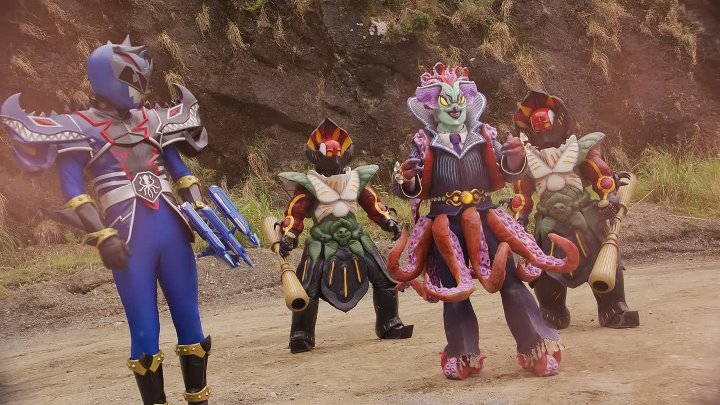 ⁣Power Rangers Cosmic Fury S30 1080p NF WEB-DL AAC+5 1 H 264