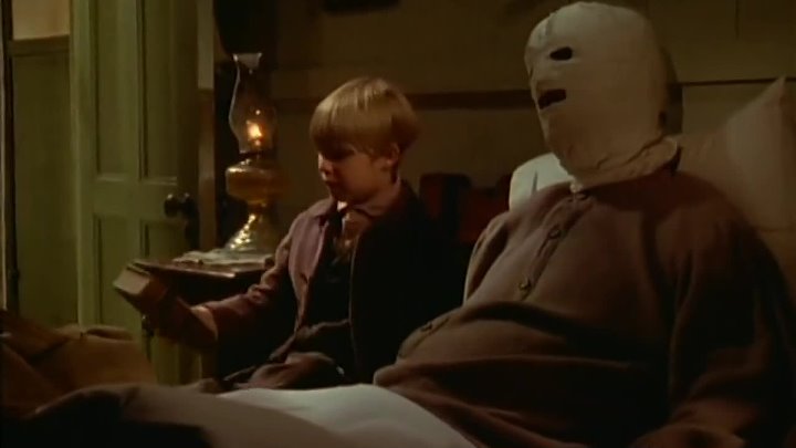 ⁣Dr Quinn, Medicine Woman [S3E6] Halloween II