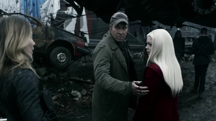 ⁣Falling Skies - Complete Series - Mp4 x264 AC3 1080p