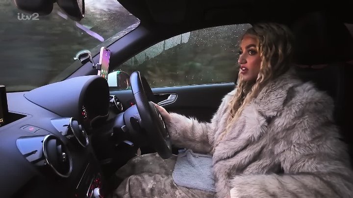 ⁣The Princess Diaries S02E01 1080p HDTV H264-DARKFLiX