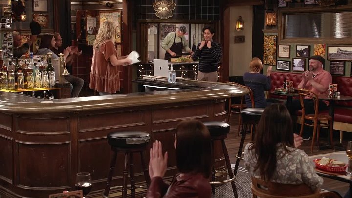 ⁣Happys Place S02E11 720p x264-FENiX