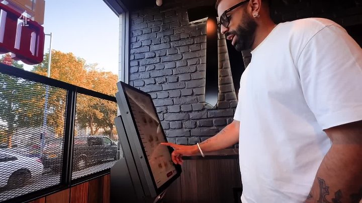 ⁣Battle of the Brands S01E01 Nandos vs KFC 1080p HDTV H264-DARKFLiX