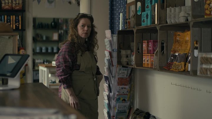 ⁣Y Golau S02E03 1080p AMZN WEB-DL DD 5 1 H 264-playWEB