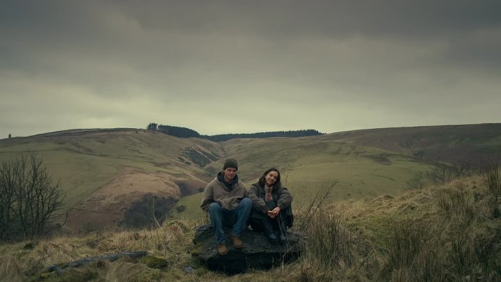 ⁣Y Golau S02E05 1080p AMZN WEB-DL DD 5 1 H 264-playWEB