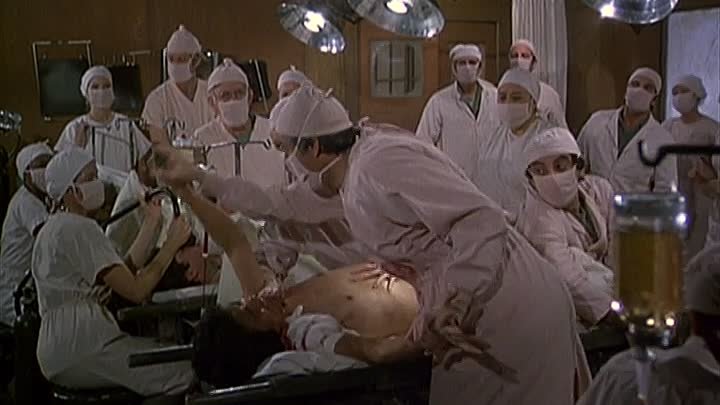 ⁣MASH S08E16 - Bottle Fatigue