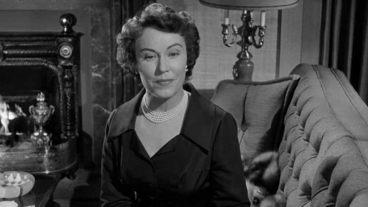 ⁣Queen Bee (1955) (1080p)🌻 Black & White Films