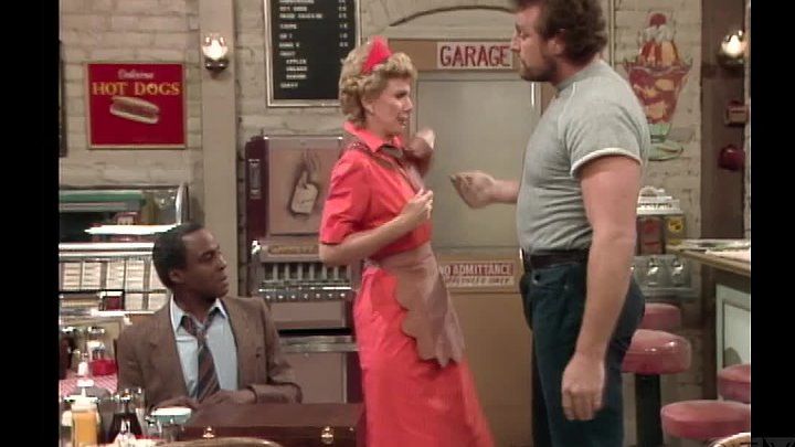 ⁣Benson S06E14 On the Road 720p CTV WEB-DL AAC2 0 H 264-PHOENiX