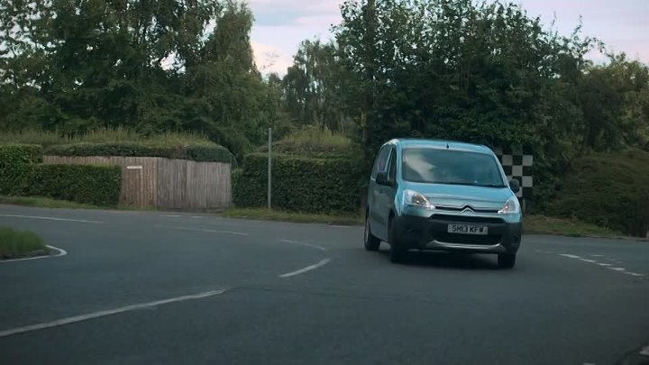 ⁣The Marlow Murder Club S03E04