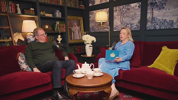 ⁣Catching Up with the Royals S01E07