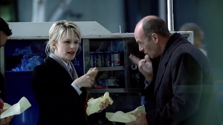 ⁣Cold Case (2003) [S1E8] Fly Away