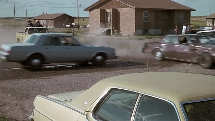 ⁣Thunderheart (1992) [720p] - Val Kilmer, Sam Shepard, Graham Greene