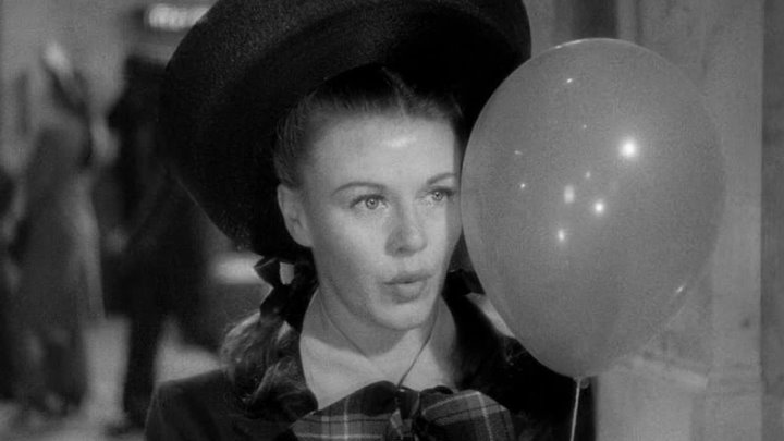 ⁣The Major And The Minor (1942) (1080p)🌻 Black & White Films