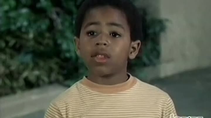 ⁣Julia E36 - For Whom the Wedding Bell Tolls