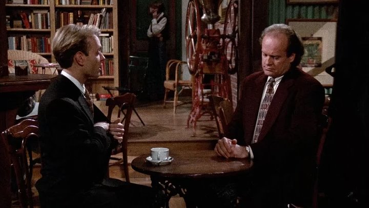 ⁣Frasier [S02E18] (1080p) The Club