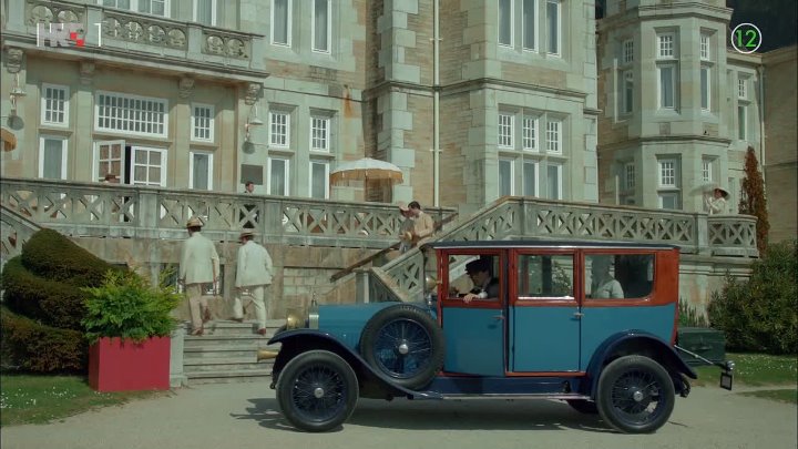 ⁣Gran Hotel S02E06