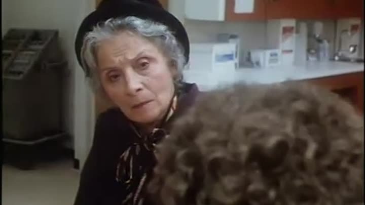 ⁣St Elsewhere S02E15 Attack