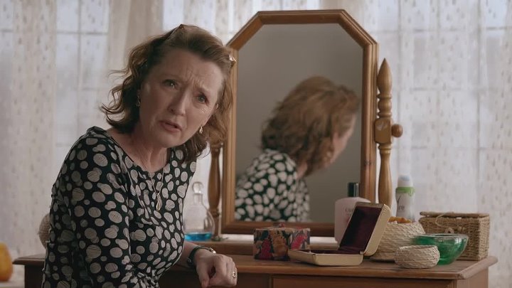 ⁣Mum [S01E01] January