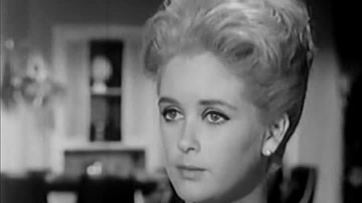 ⁣The Fugitive [S02E19] Fun and Games and Party Favors