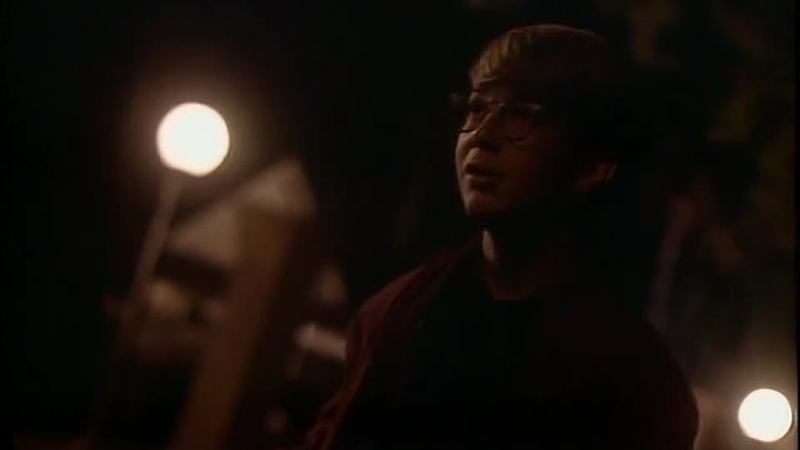 ⁣The New Twilight Zone [S01E10A] The Shadow Man