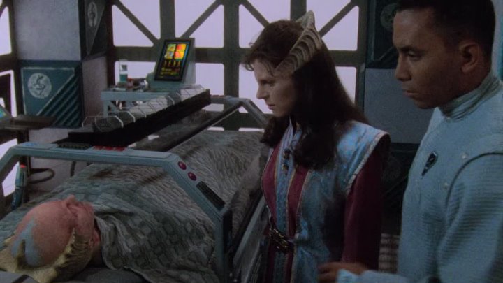 ⁣Babylon 5 [S03E02] Convictions