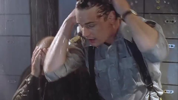 ⁣Due South - S02E02 - Vault