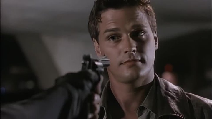 ⁣Due South - S01E17 - The Deal