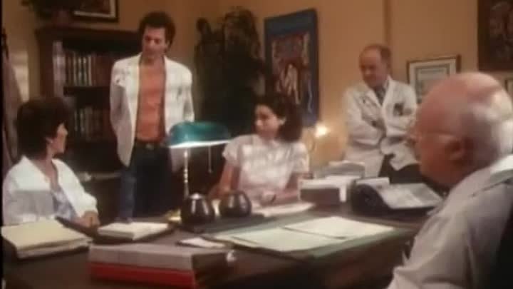 ⁣St Elsewhere S05E03 A Room With a View