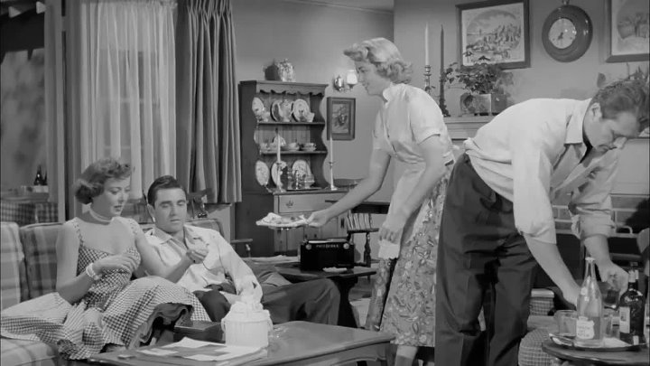 ⁣Private Hell 36 (1954) (720p) 🌻 Film Noir