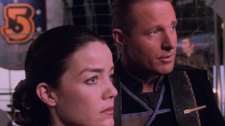 ⁣Babylon 5 [S04E15] No Surrender, No Retreat