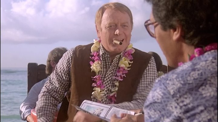 ⁣Magnum P I [S01E13] All Roads Lead to Floyd