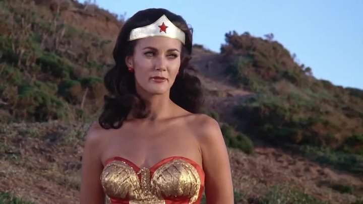 ⁣Wonder Woman [S01E12] Formula 407 (1977) (720p) [HEVCx265]