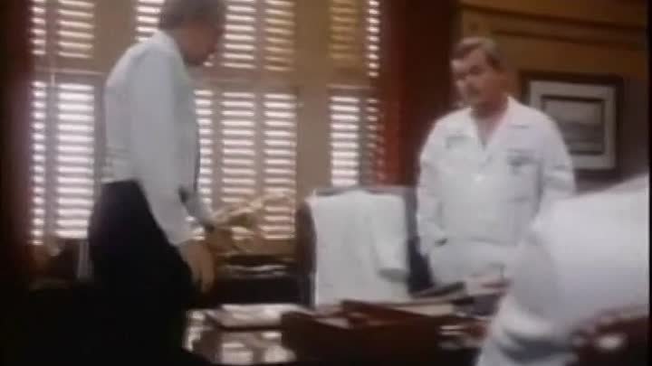 ⁣St Elsewhere S06E07 Handoff