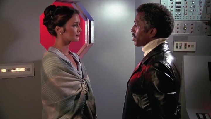 ⁣Wonder Woman [S03E13] Going, Going, Gone (1980) (720p) [HEVCx265]