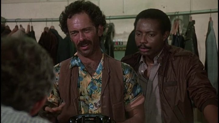 ⁣Hill Street Blues S1 E17 Jungle Madness Part 2
