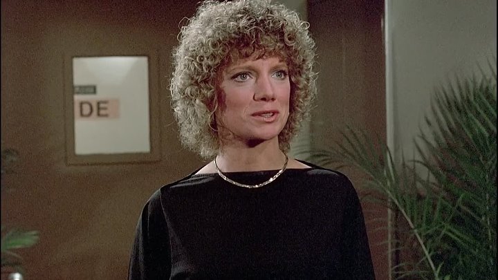 ⁣Magnum P I [S04E09] The Look