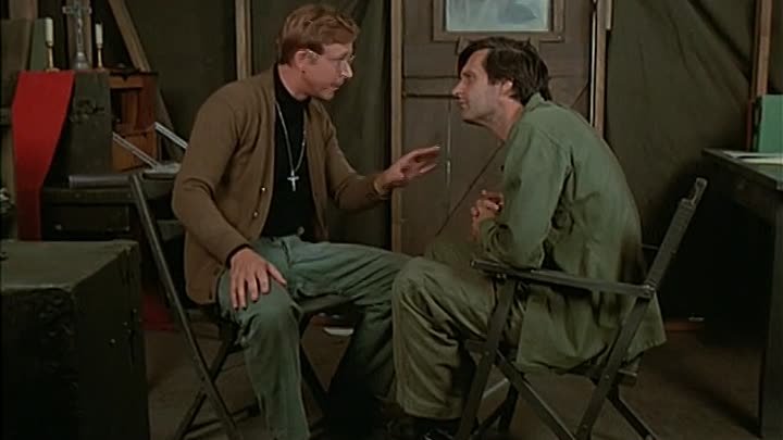 ⁣M*A*S*H S1 E10 ∙ I Hate a Mystery