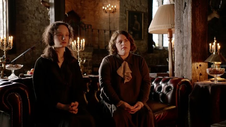 ⁣Miss Fishers Murder Mysteries [S02E13] Murder Under the Mistletoe