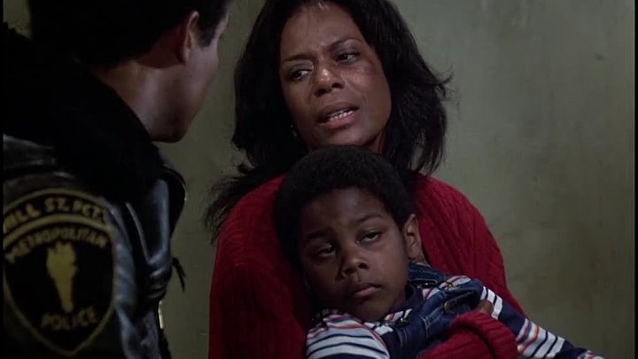 ⁣Hill Street Blues S2 E16 ∙ Personal Foul