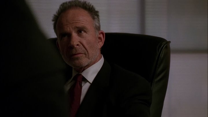 ⁣Alias (2001) - S01E02 - So It Begins