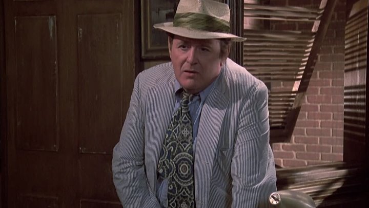 ⁣Magnum P I [S05E10] Luther Gillis File 001