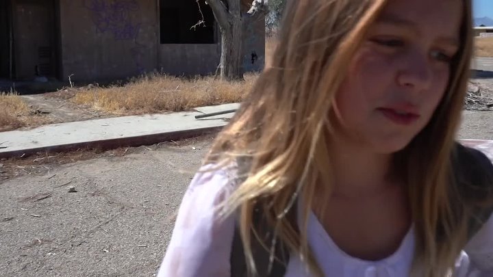 ⁣Apocalypse Love Story (2023) (1080p)